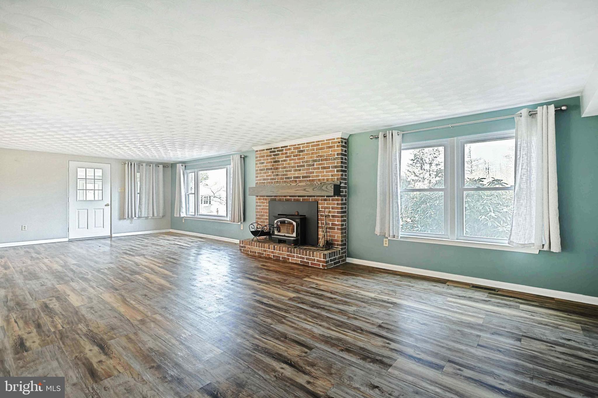 709 Witmer Road York, PA 17402 - Photo 9 of 63 Gallery Image 9