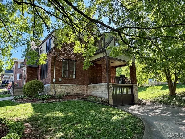$285,000 | 110 Shepherd Place, Hannibal, MO 63401