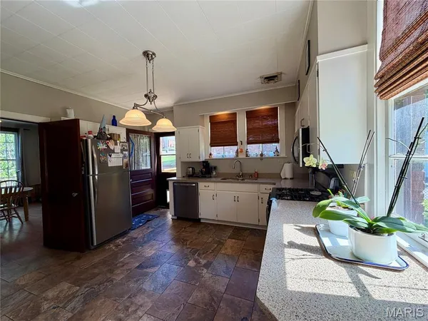 $285,000 | 110 Shepherd Place, Hannibal, MO 63401