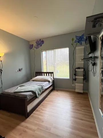 $2,050 | 1682 Fredericksburg Lane, Aurora, IL 60503