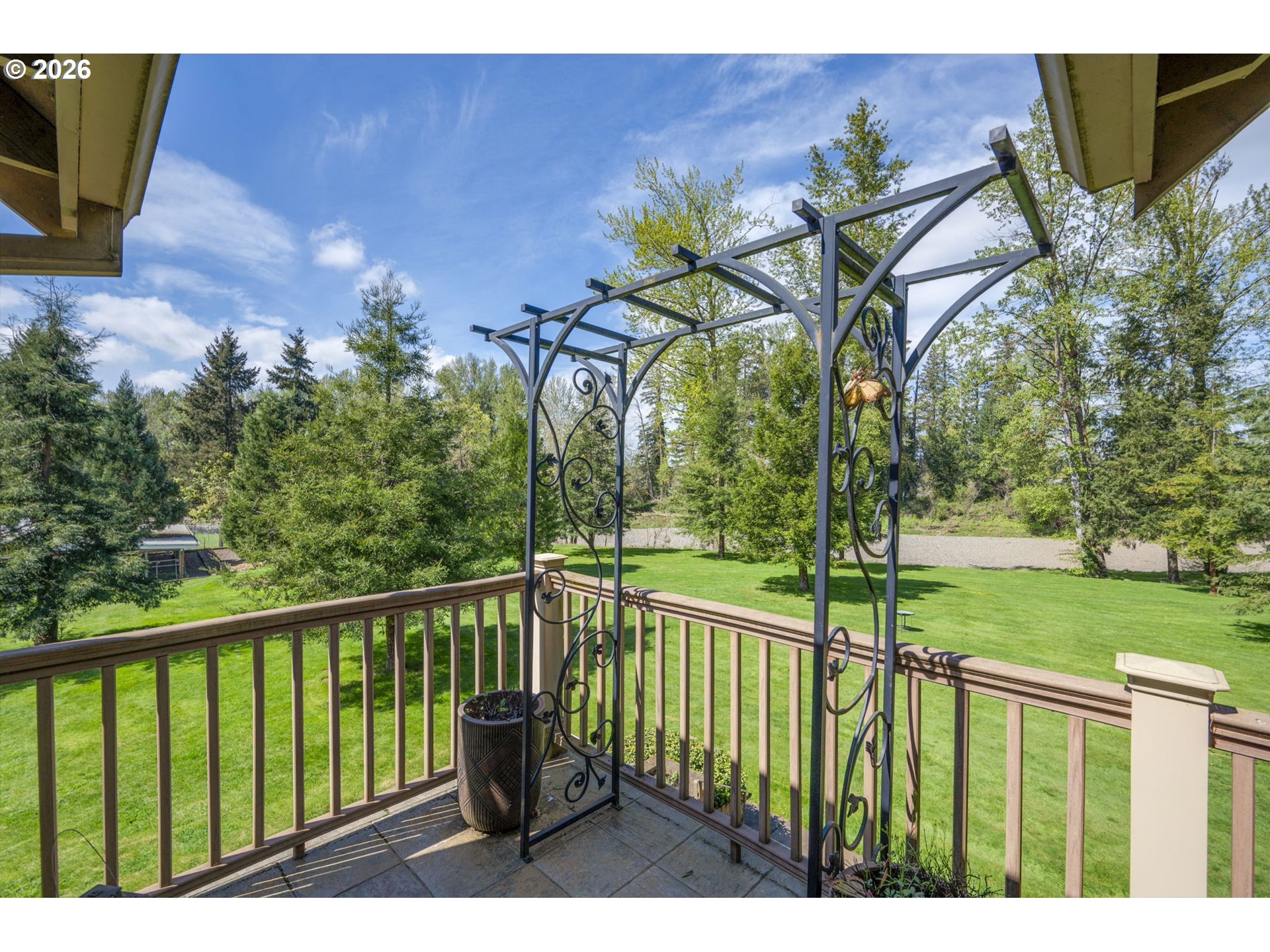 8121 South Vale Garden Road Canby, OR 97013 - Photo 24 of 48 a view of balcony with outdoor space