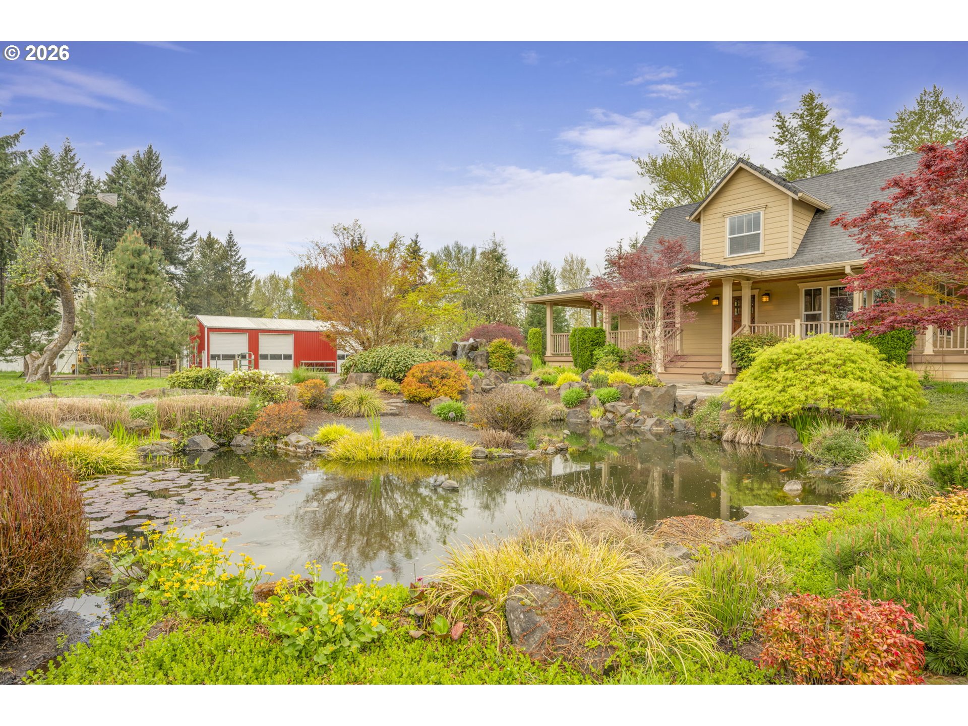 8121 South Vale Garden Road Canby, OR 97013 - Photo 4 of 48 a view of residential houses with outdoor space and trees