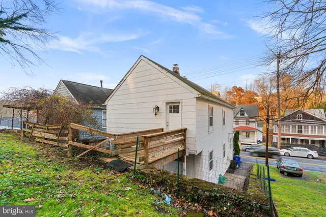$450,000 | 8483 Frederick Road, Ellicott City, MD 21043