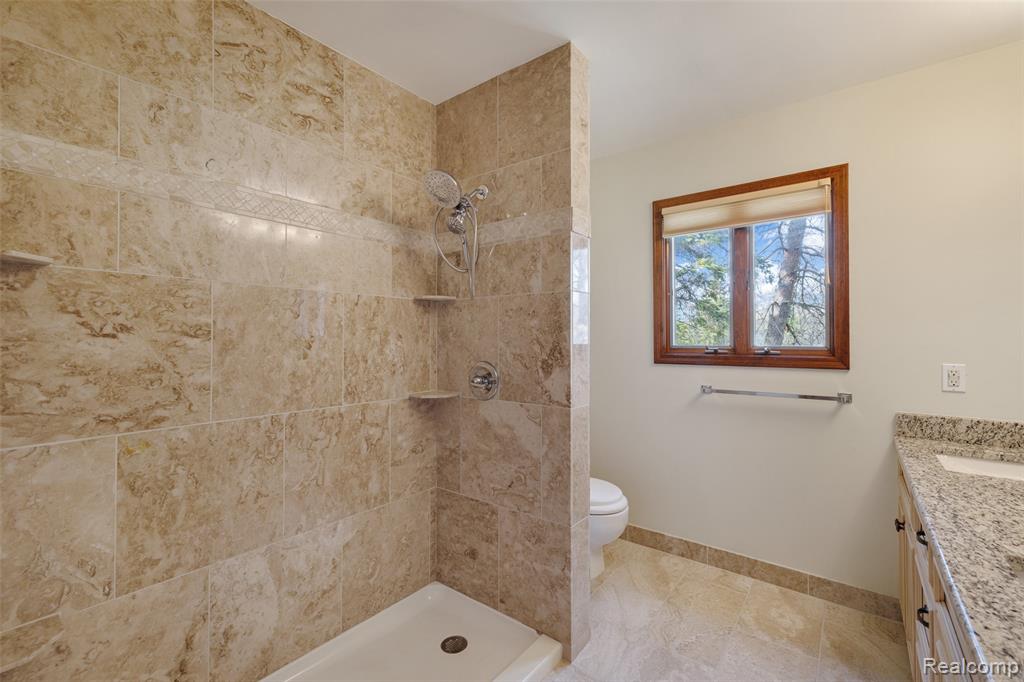 4425 Bethuy Road Casco, MI 48064 - Photo 33 of 77