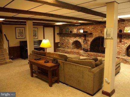 13121 Darnestown Road Gaithersburg, MD 20878 - Photo 16 of 24 Family Room