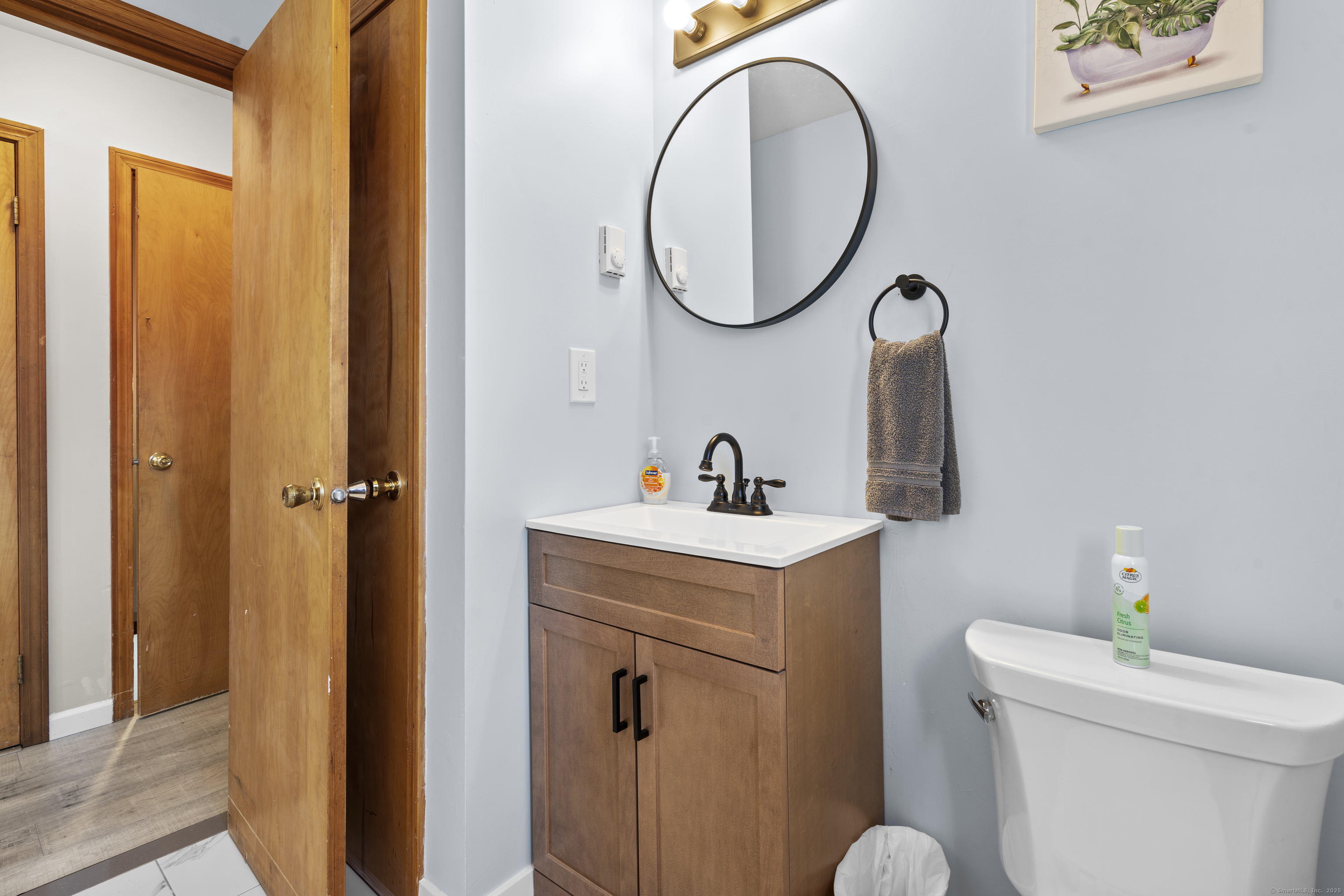 1 Burlington Road Unionville, CT 06085 - Photo 14 of 38