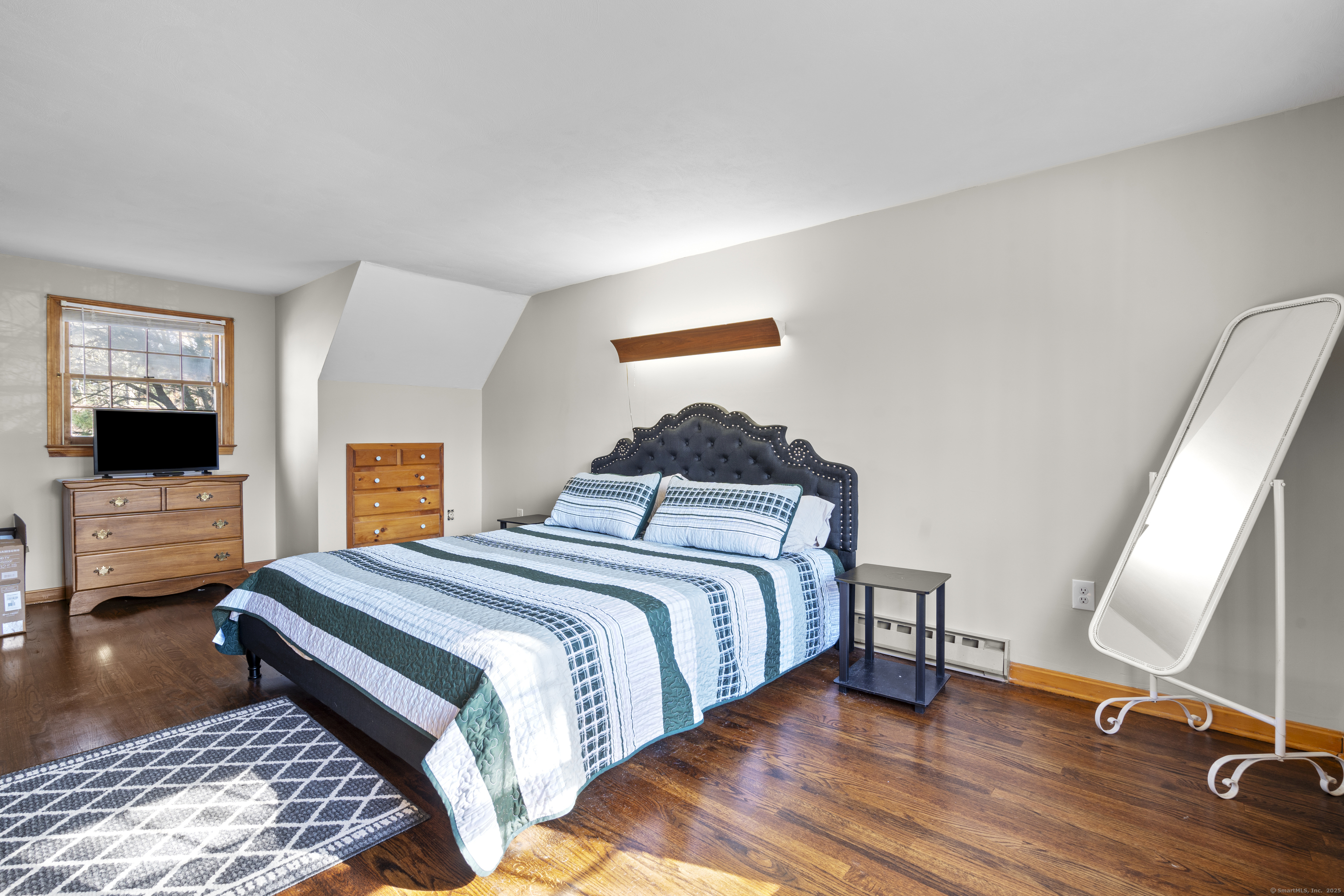 1 Burlington Road Unionville, CT 06085 - Photo 16 of 38