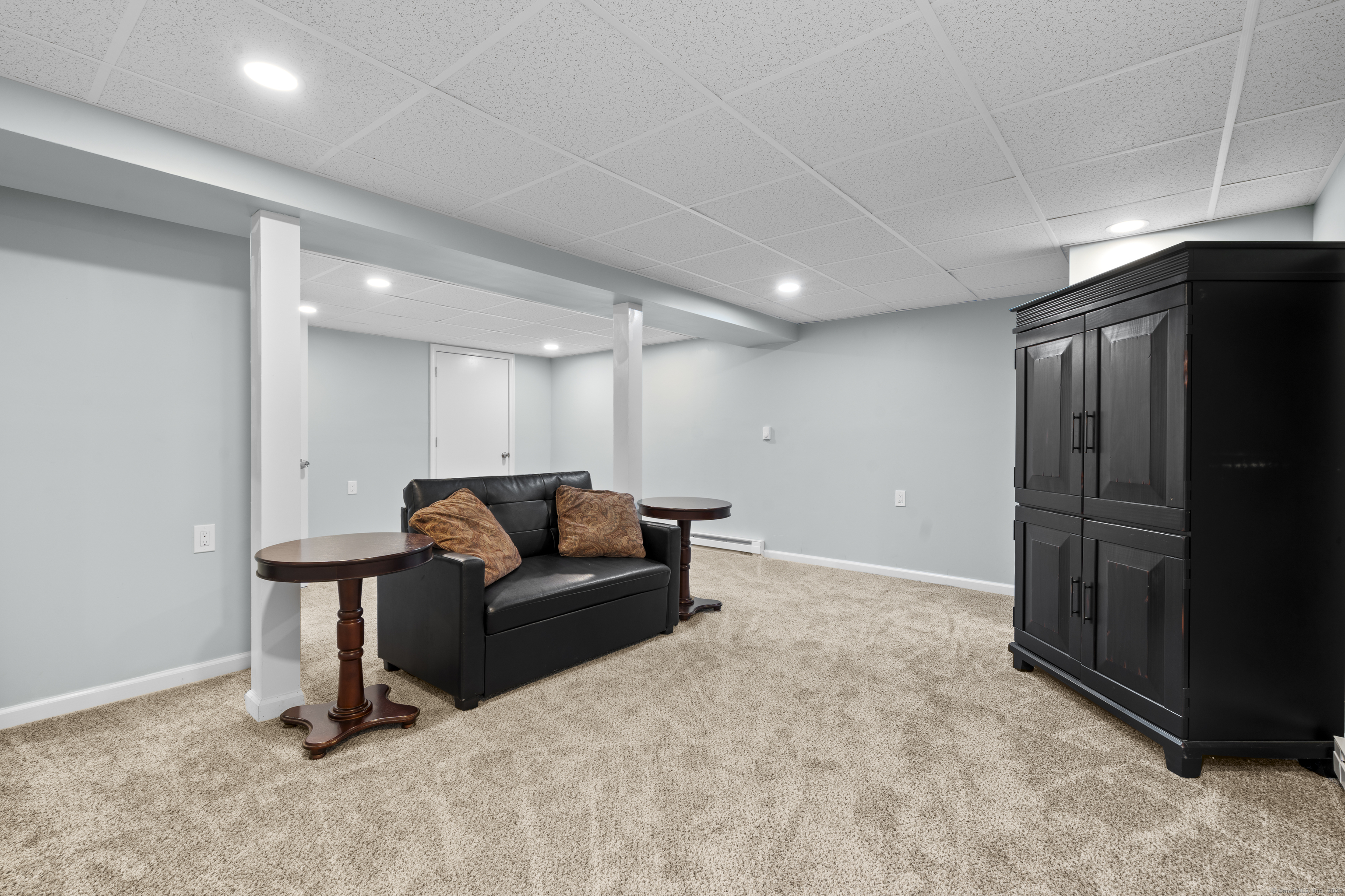 1 Burlington Road Unionville, CT 06085 - Photo 24 of 38