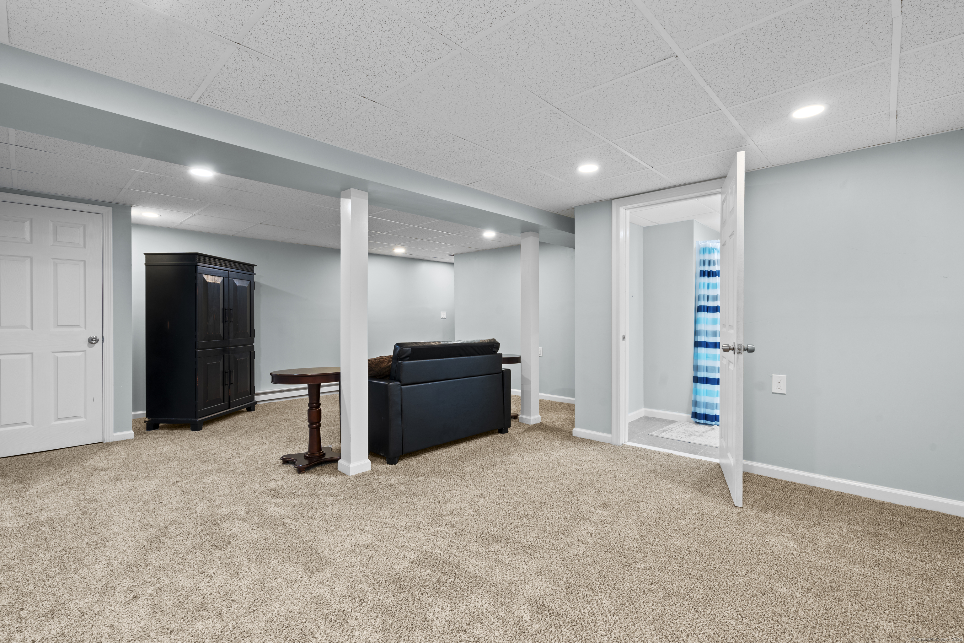 1 Burlington Road Unionville, CT 06085 - Photo 25 of 38