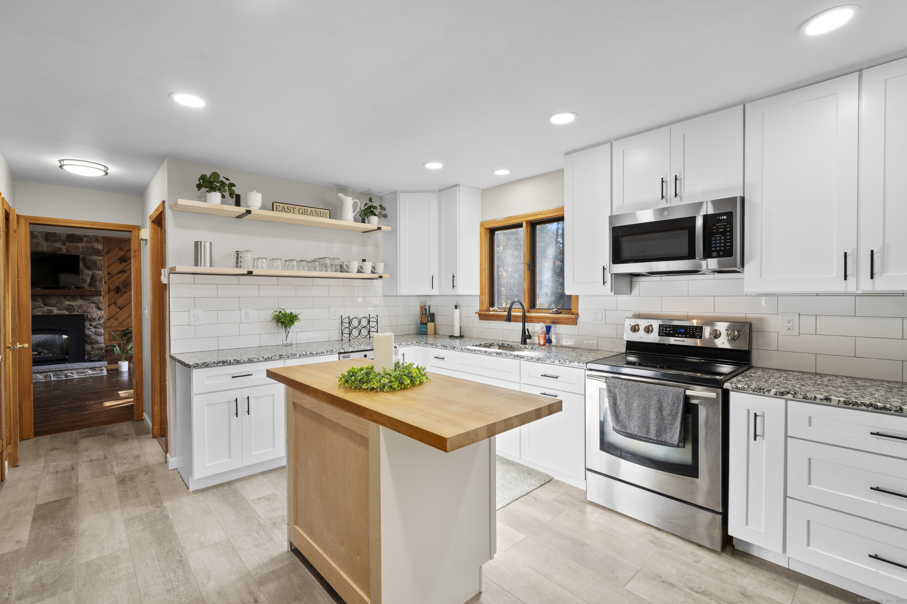 1 Burlington Road Unionville, CT 06085 - Photo 3 of 38