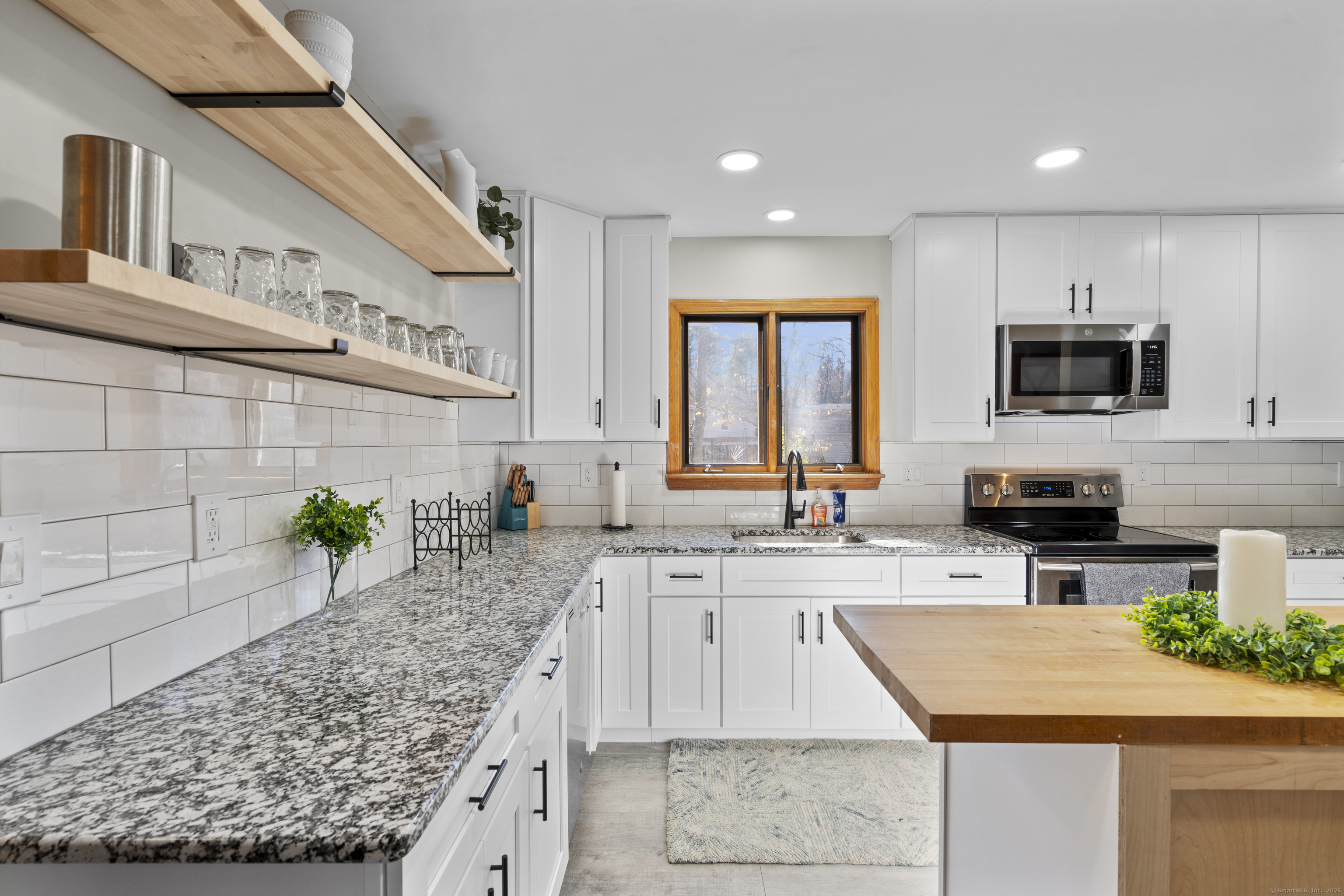 1 Burlington Road Unionville, CT 06085 - Photo 6 of 38