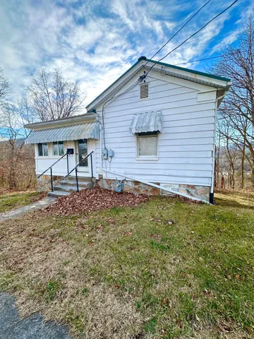 $59,000 | 921 Kensington Avenue, Clifton Forge, VA 24422