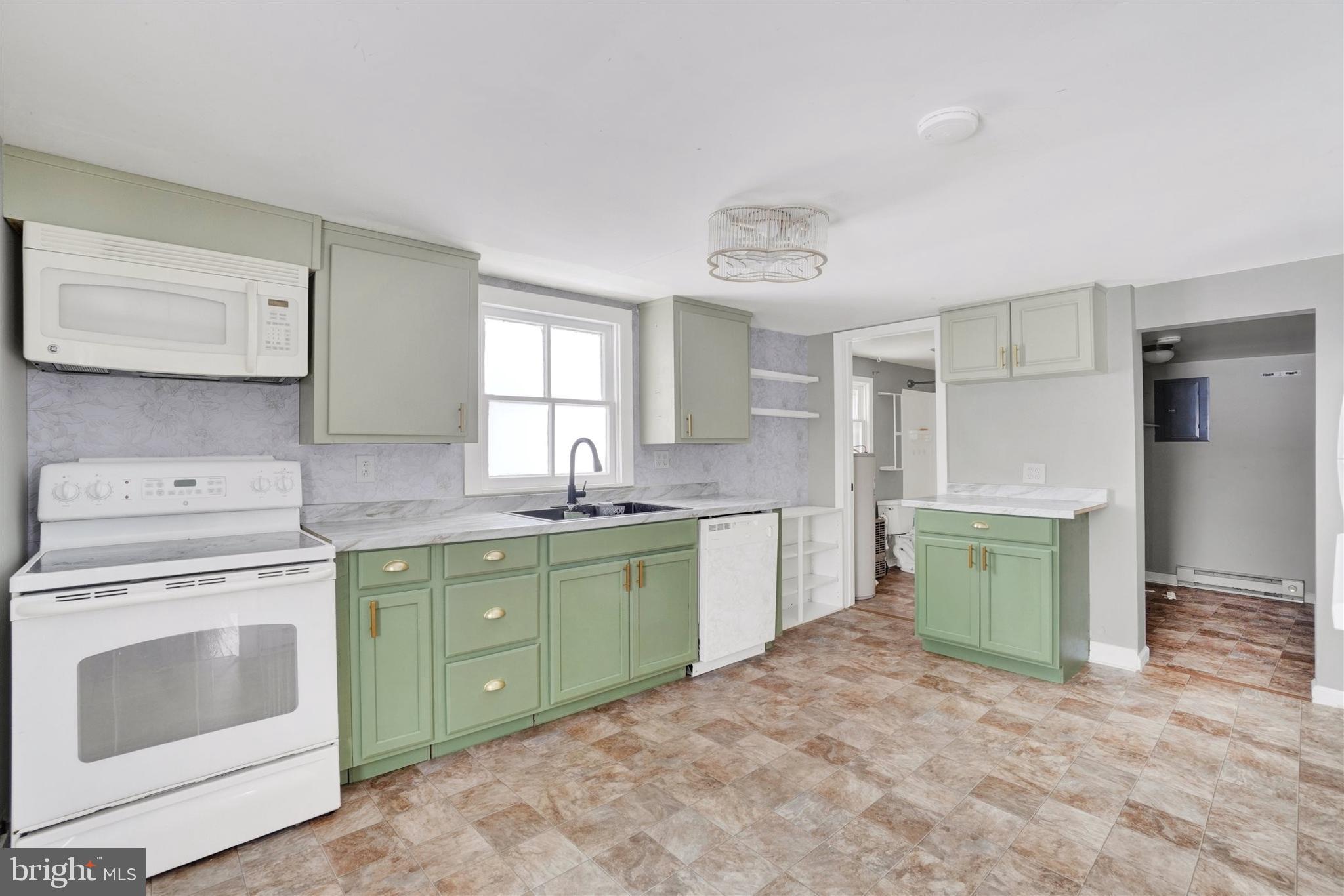 147 Maple Street Manchester, PA 17345 - Photo 16 of 60