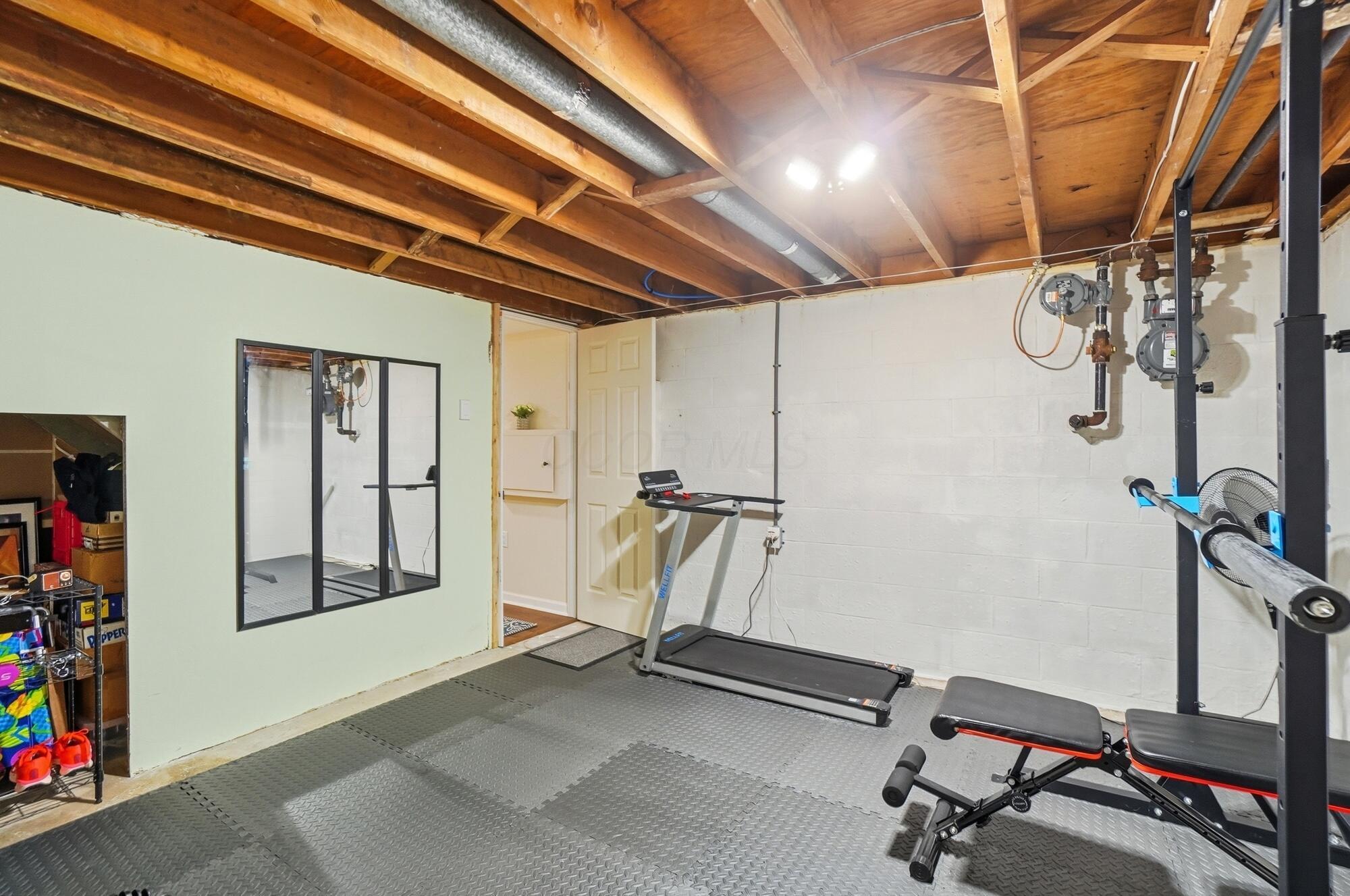 1041 Loring Road Columbus, OH 43224 - Photo 29 of 36