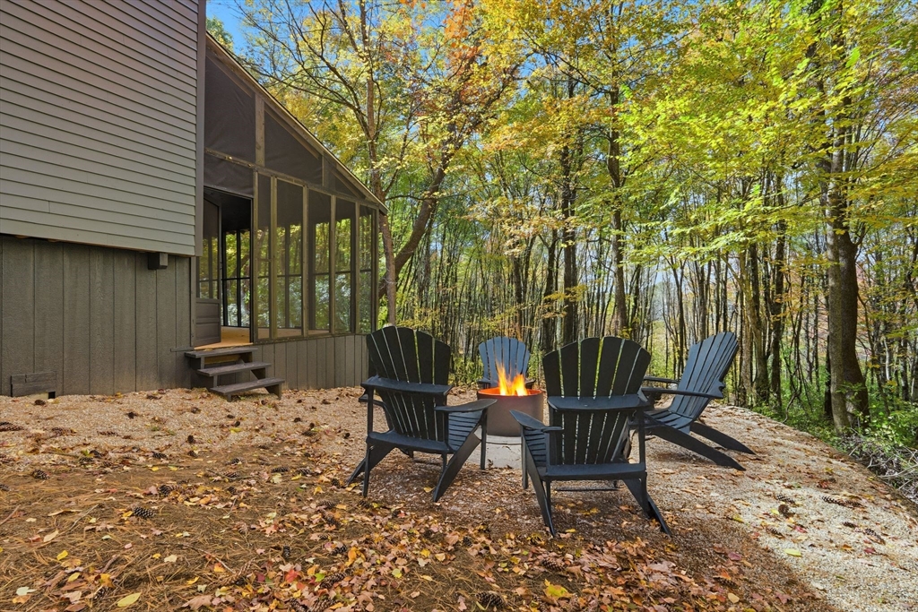 9 Bray Court Pelham, MA 01002 - Photo 32 of 32