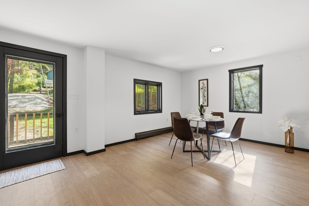 9 Bray Court Pelham, MA 01002 - Photo 8 of 32