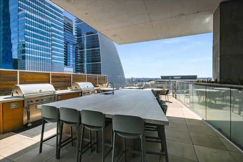 $680,000 | 301 West Avenue, Unit 4208, Austin, TX 78701