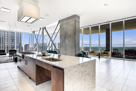 $680,000 | 301 West Avenue, Unit 4208, Austin, TX 78701