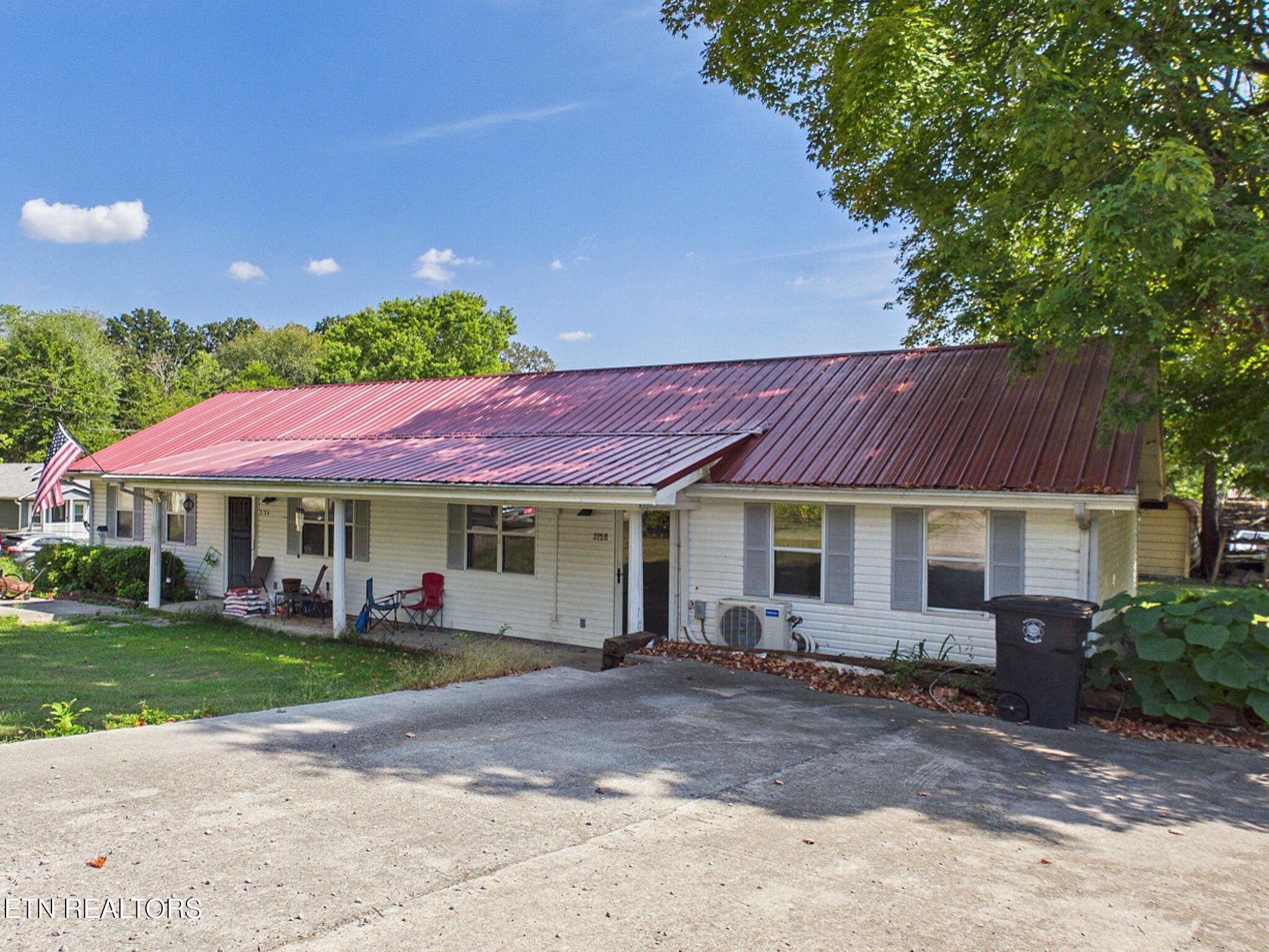 325 Riddle Street Athens, TN 37303 - Photo 1 of 25 Gallery Image 1
