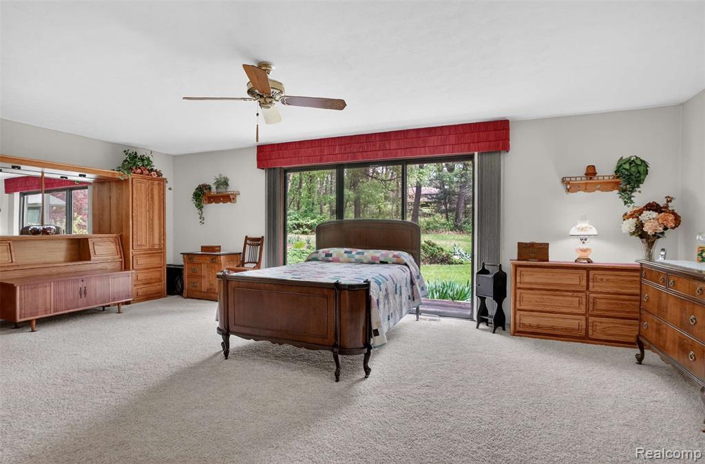 10467 Mcgregor Road Pinckney, MI 48169 - Photo 13 of 33 Gallery Image 13