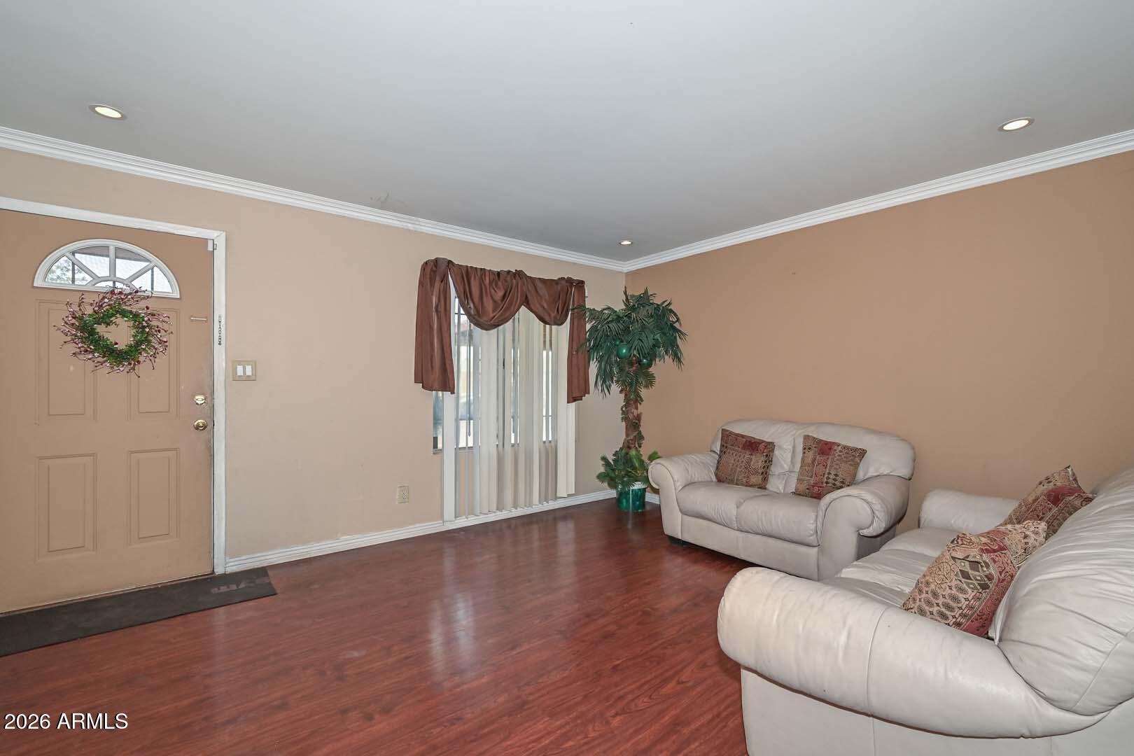 3630 North 86th Avenue Phoenix, AZ 85037 - Photo 8 of 42 Living Room2