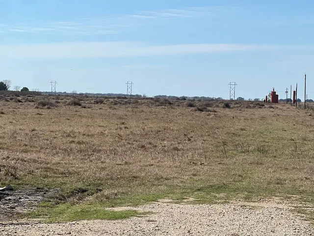 $192,312 | 1 County Road 220, Ganado, TX 77962