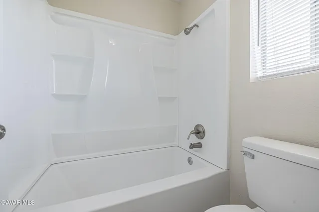 $489,900 | 2601 VÃa Madalena, Lancaster, CA 93535