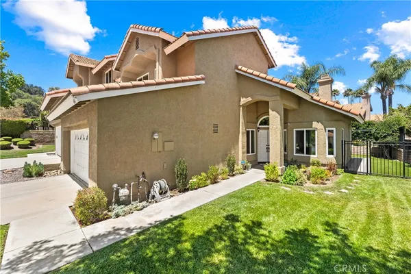 $1,049,500 | 6041 East Queens Drive, Anaheim Hills, CA 92807