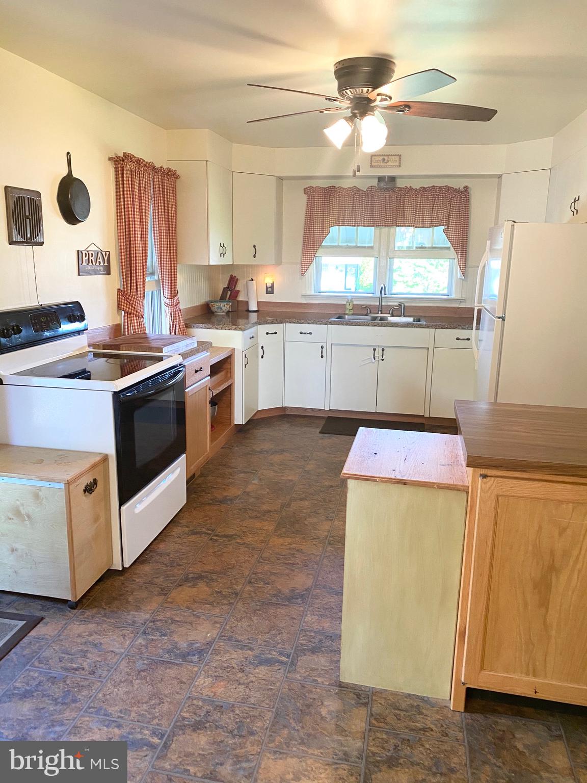 4057 Grandview Road Hanover, PA 17331 - Photo 25 of 42 Gallery Image 25