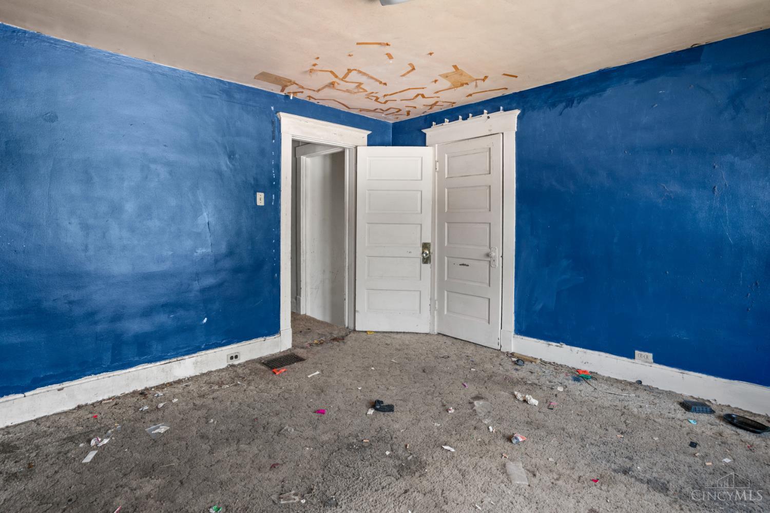 6207 Roe Street Cincinnati, OH 45227 - Photo 18 of 24 Gallery Image 18