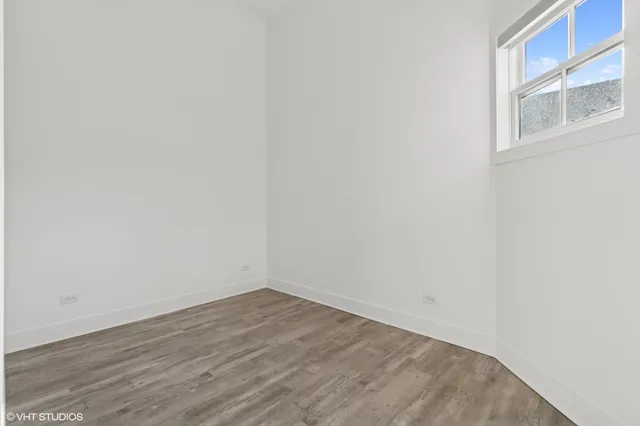 $2,355 | 1914 North Milwaukee Avenue, Unit 302L, Chicago, IL 60647