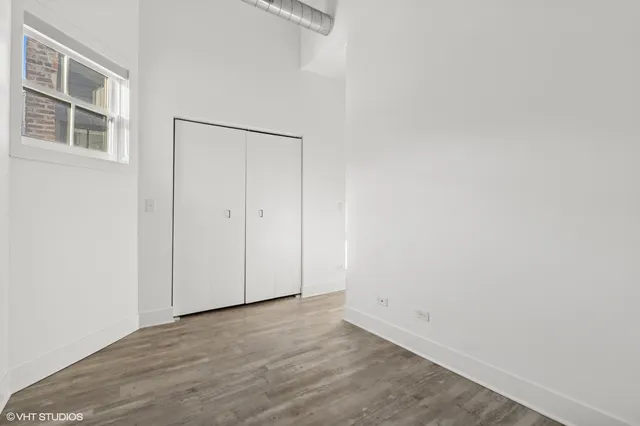 $2,355 | 1914 North Milwaukee Avenue, Unit 302L, Chicago, IL 60647