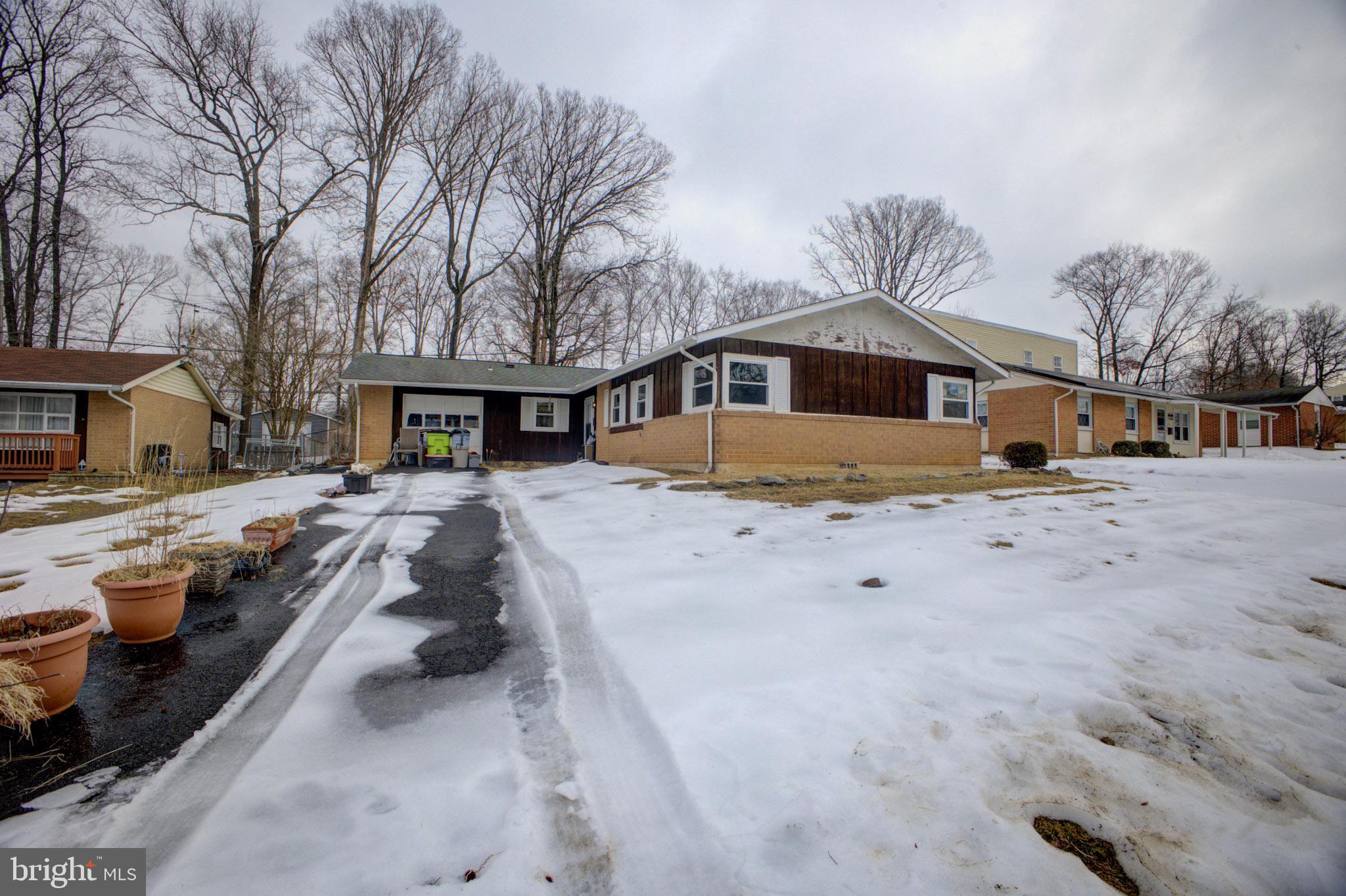 819 Chatfield Road Joppa, MD 21085 - Photo 2 of 22