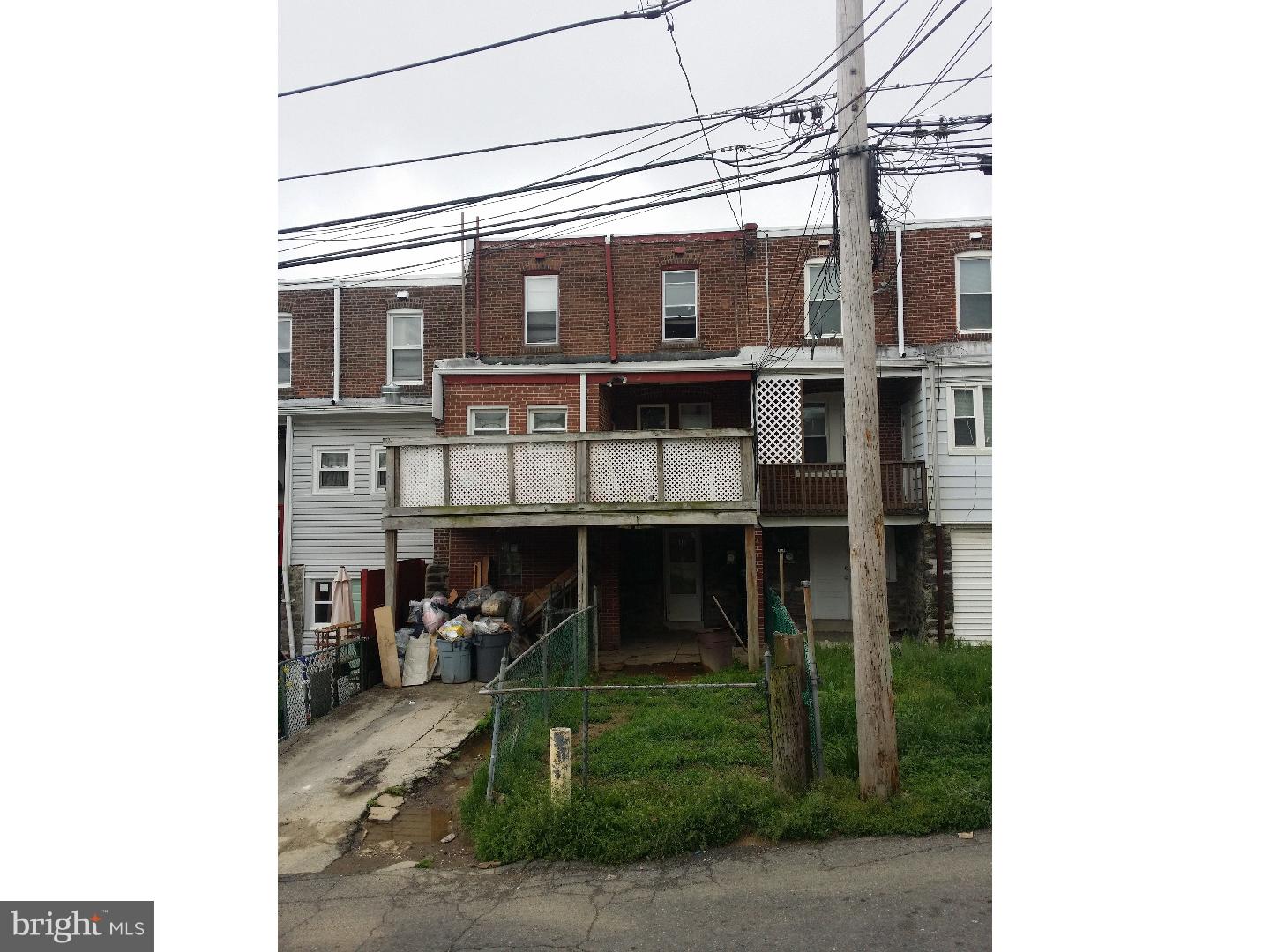 46 Sunshine Road Upper Darby, PA 19082 - Photo 2 of 16 Exterior Back