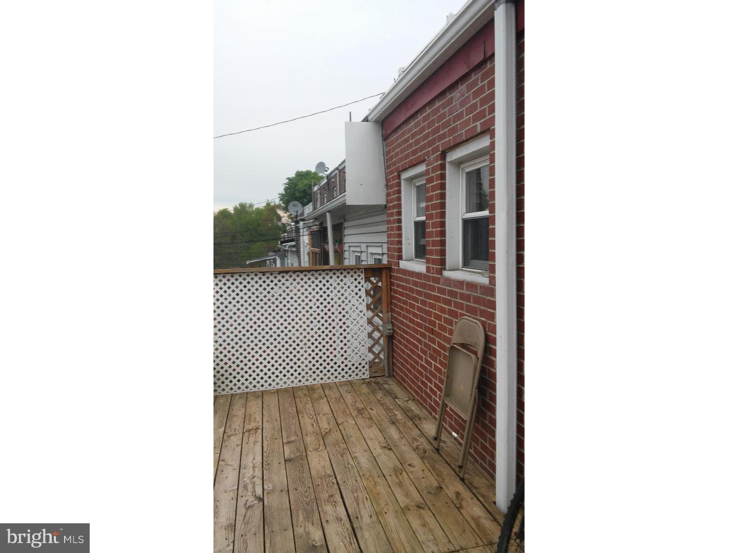 46 Sunshine Road Upper Darby, PA 19082 - Photo 3 of 16 Deck