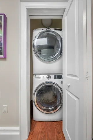 $6,800 | 616 East 4th Street, Unit 402, Boston, MA 02127