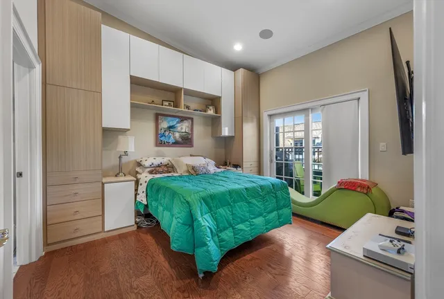 $6,800 | 616 East 4th Street, Unit 402, Boston, MA 02127