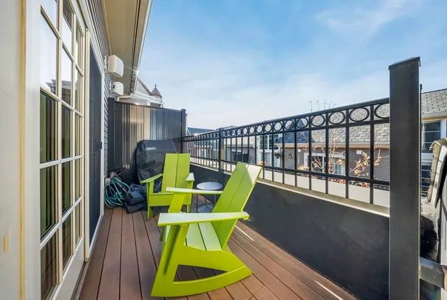 $6,800 | 616 East 4th Street, Unit 402, Boston, MA 02127