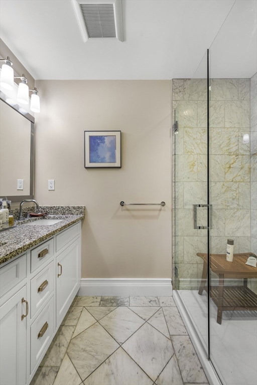 616 East 4th Street, Unit 402 Boston, MA 02127 - Photo 10 of 12