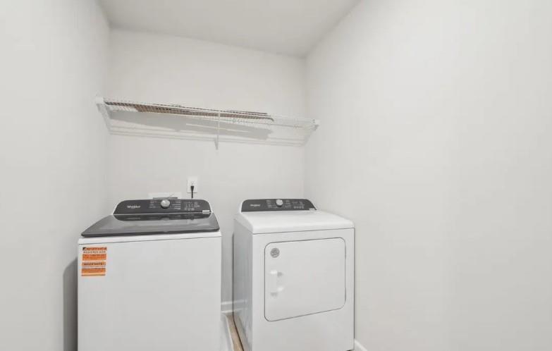 2850 Aralynn Way College Park, GA 30337 - Photo 8 of 9 a utility room with dryer and washer