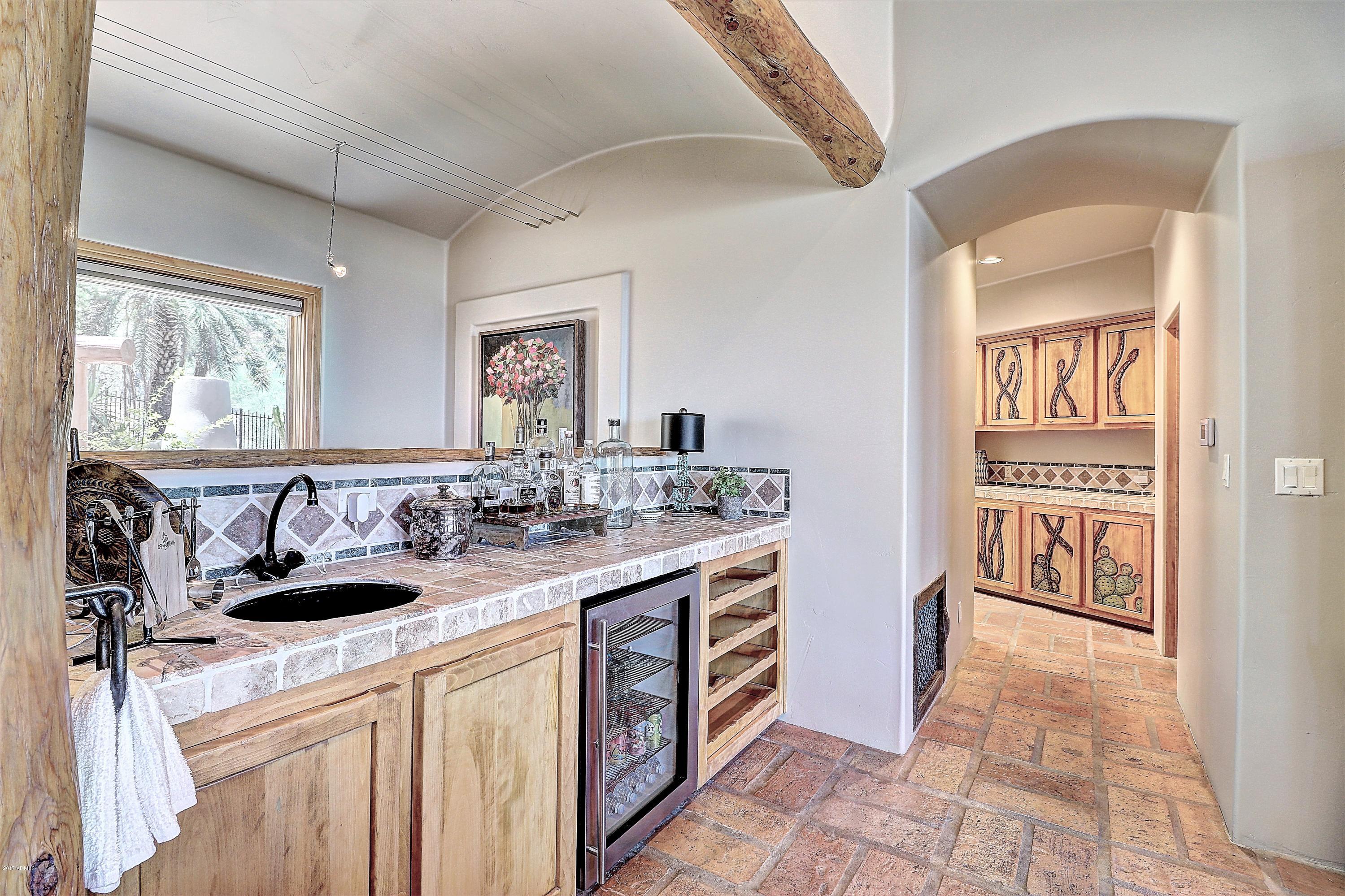 6107 East Quartz Mountain Road Paradise Valley, AZ 85253 - Photo 28 of 63 wet bar