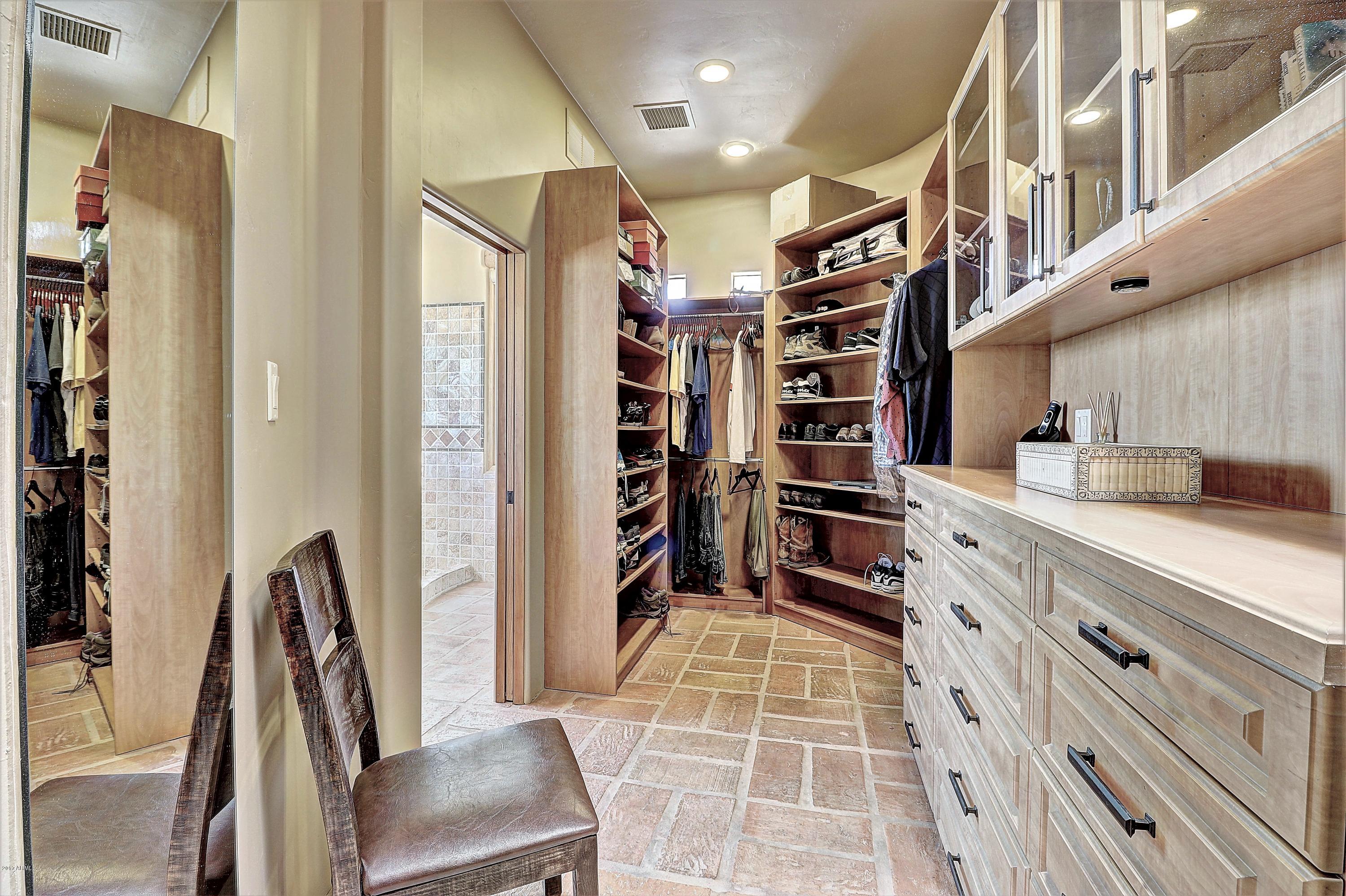 6107 East Quartz Mountain Road Paradise Valley, AZ 85253 - Photo 29 of 63 Master closet