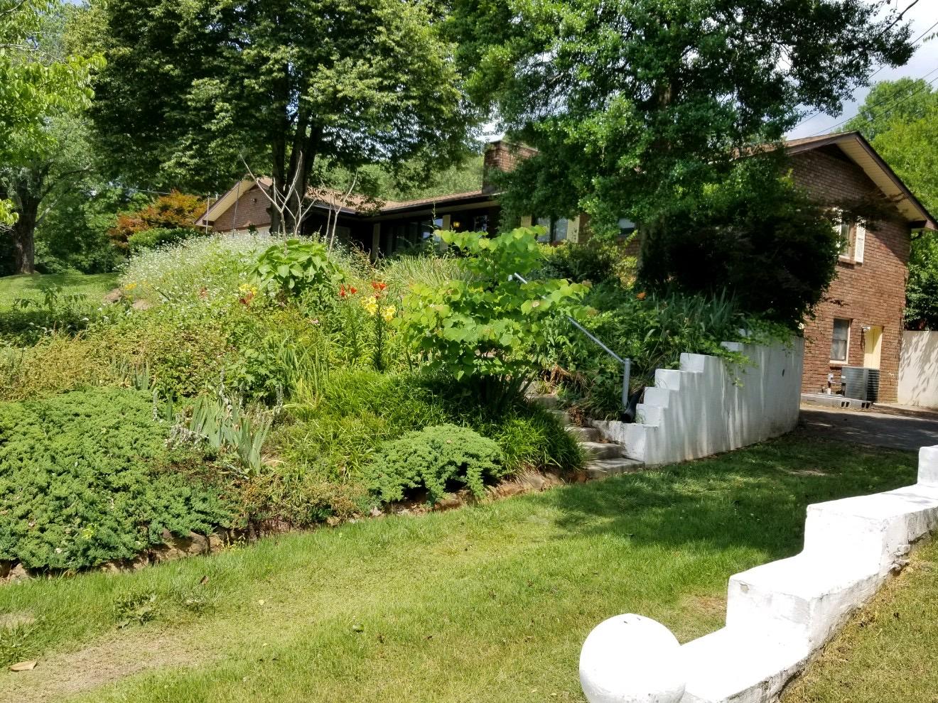 210 Lakeview Lane Oak Ridge, TN 37830 - Photo 2 of 6 IMG_3364