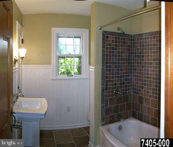 5361 Lehman Road Spring Grove, PA 17362 - Photo 11 of 13 Gallery Image 11
