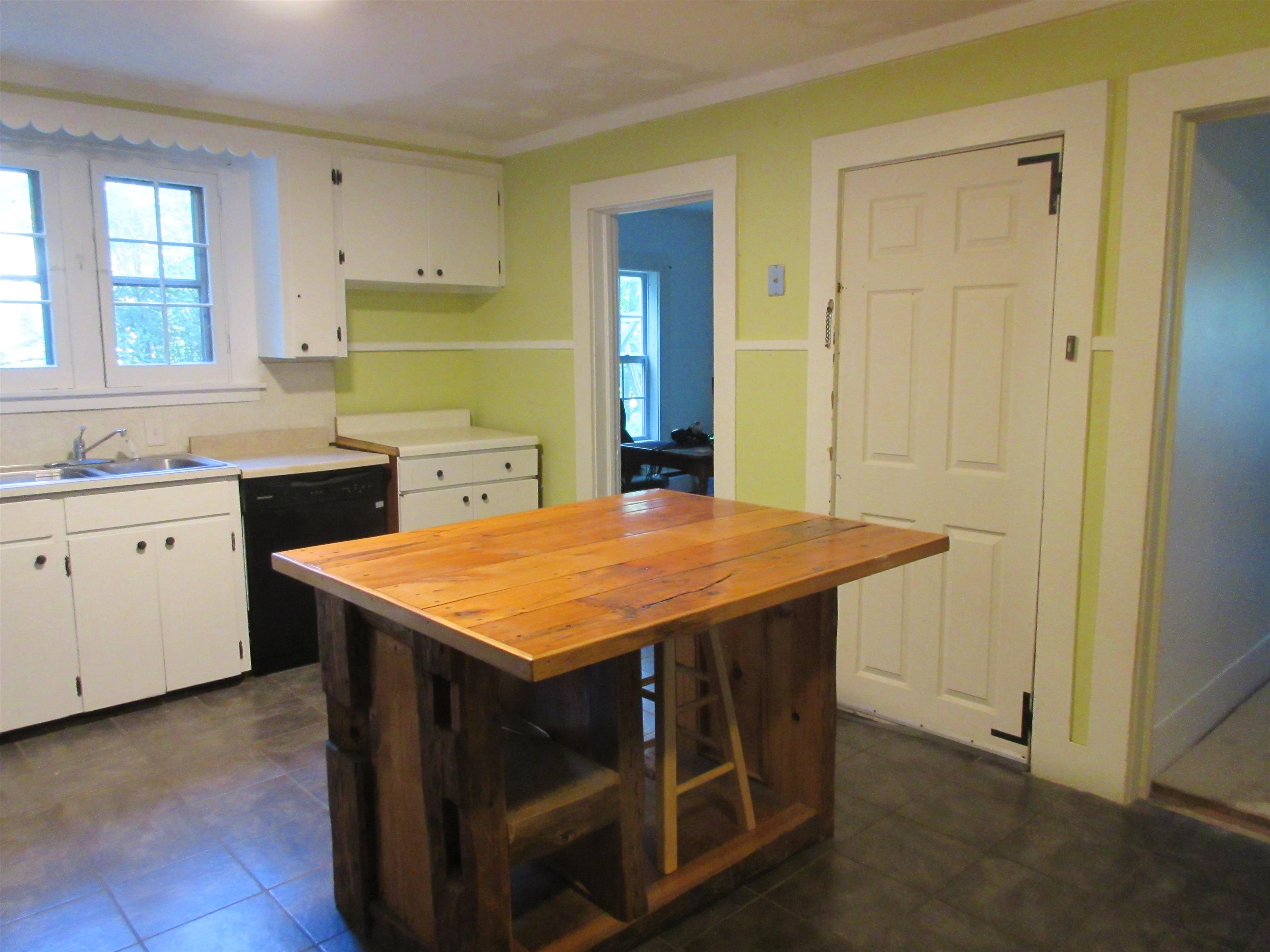 41 Gorham Bridge Road Proctor, VT 05765 - Photo 6 of 26