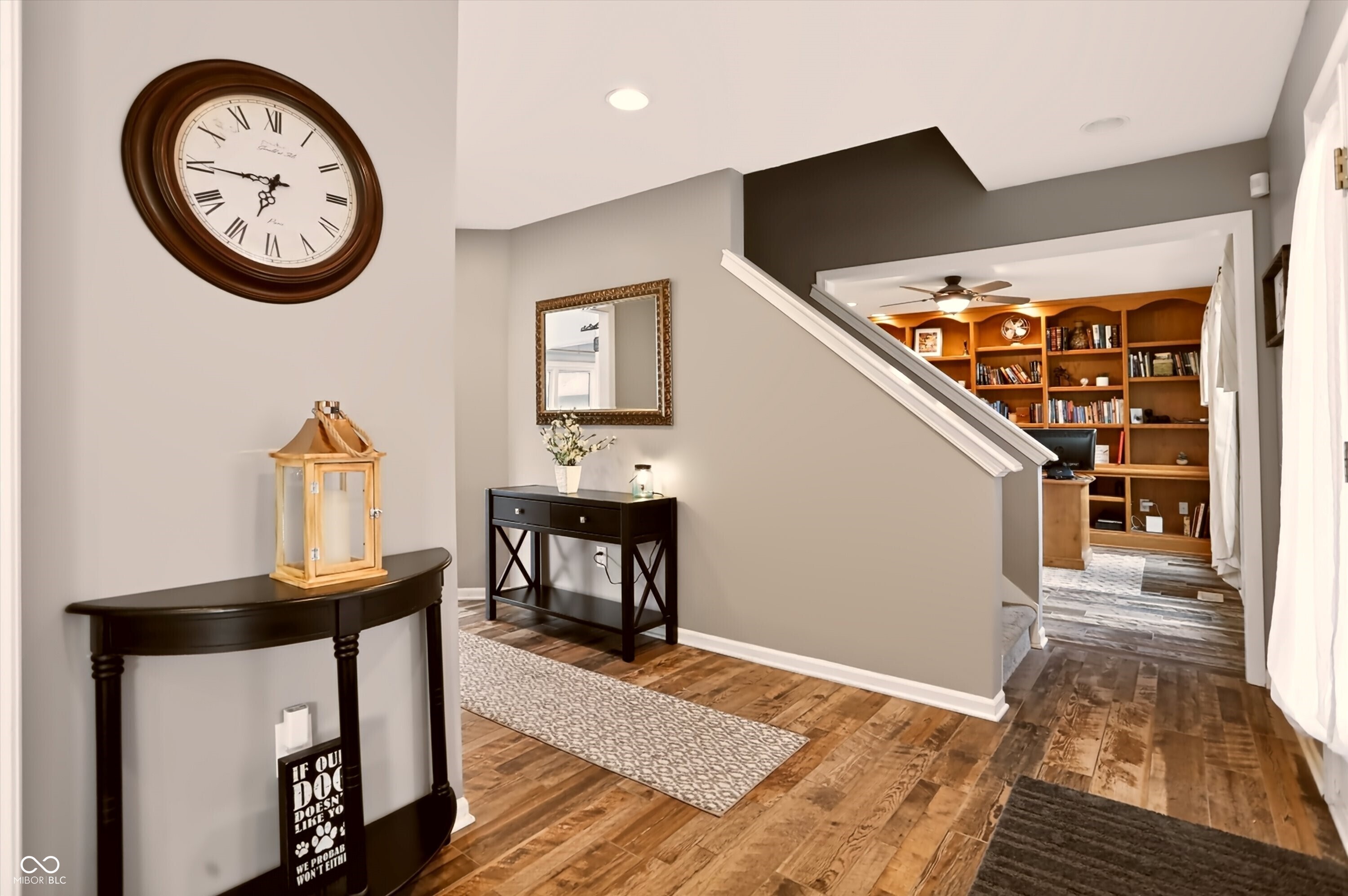 1555 Connemara Road Indianapolis, IN 46217 - Photo 7 of 65 Gallery Image 7