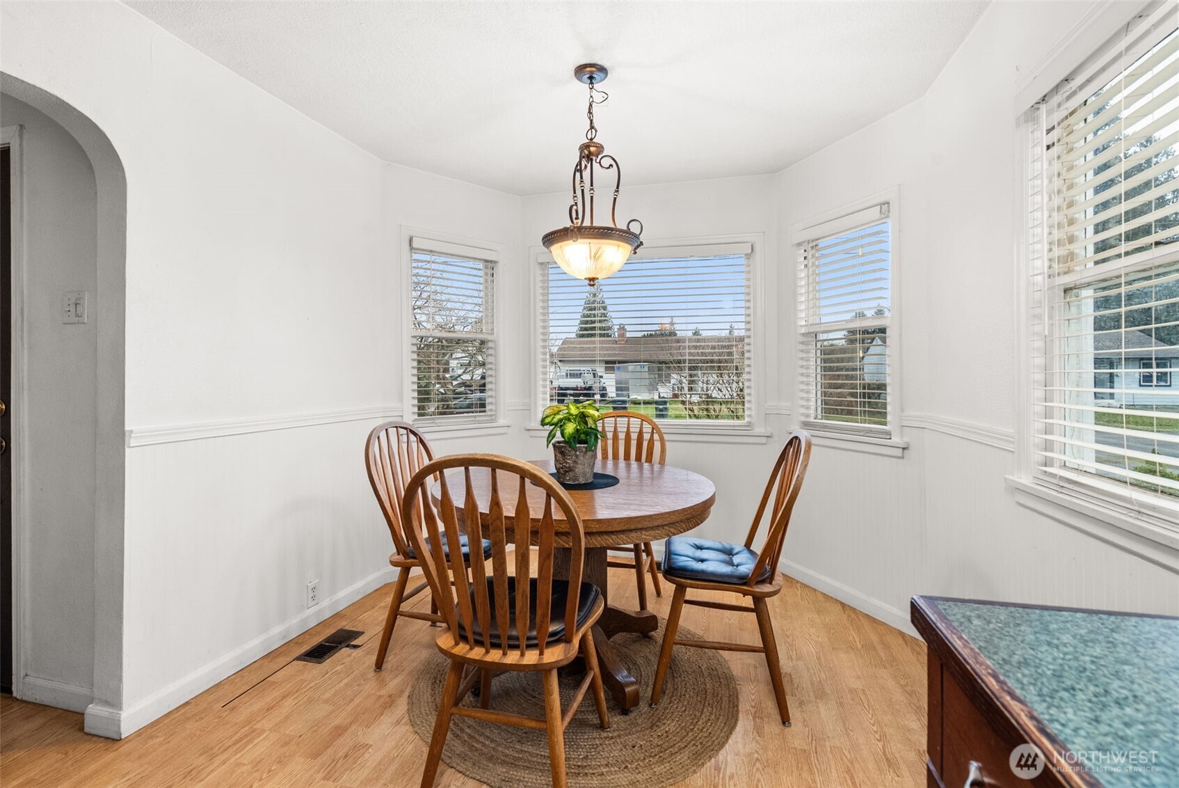 1314 Rainier Street Sumner, WA 98390 - Photo 4 of 20