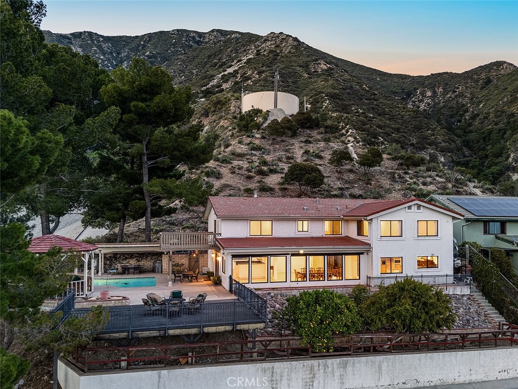 5660 Pine Cone Road La Crescenta, CA 91214 - Photo 34 of 40