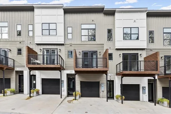 $584,900 | 2329 Mason Drive, Unit D24, Atlanta, GA 30316