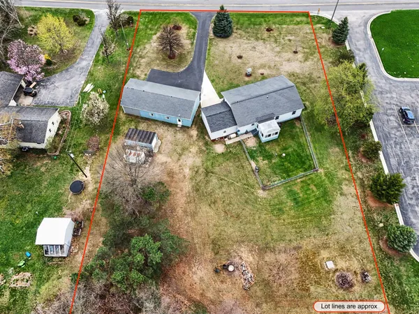 $389,000 | 4935 West Deren Road, Ludington, MI 49431